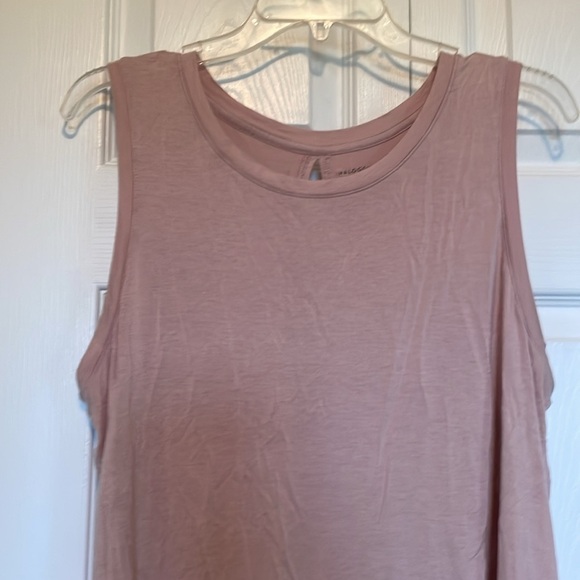 Halogen Tops - Women’s XL Halogen tank Sleeveless dusty Pink Top Keyhole back Scooped neck soft